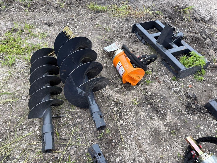 new-landhonor-sad-12-23c-auger-driver-skid-steer-attachment-image-1