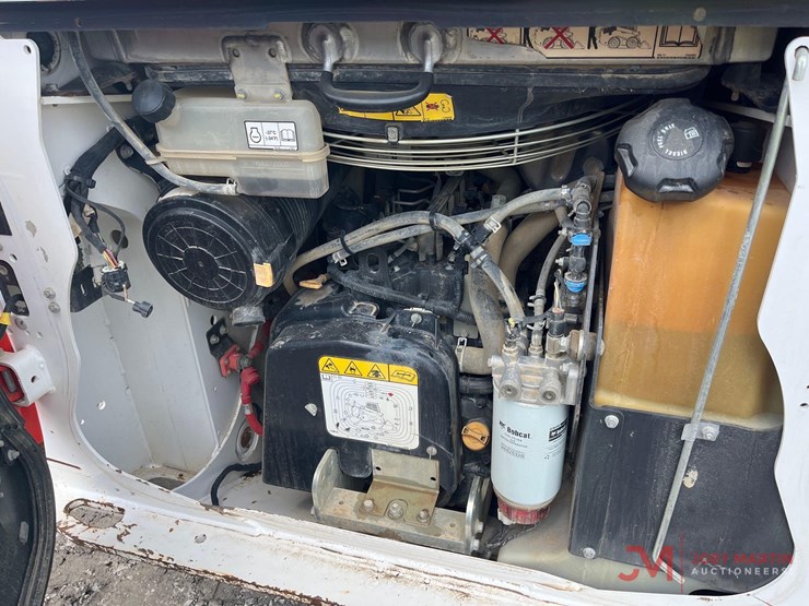 2021-bobcat-t76-image-8
