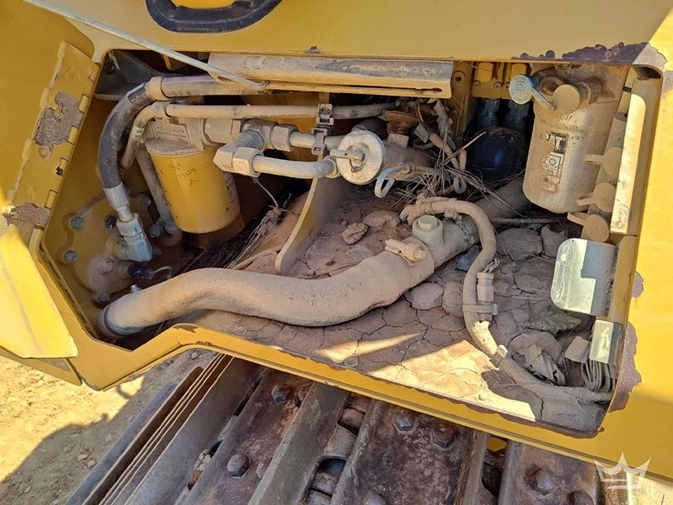 2019-caterpillar-d6n-lgp-image-14
