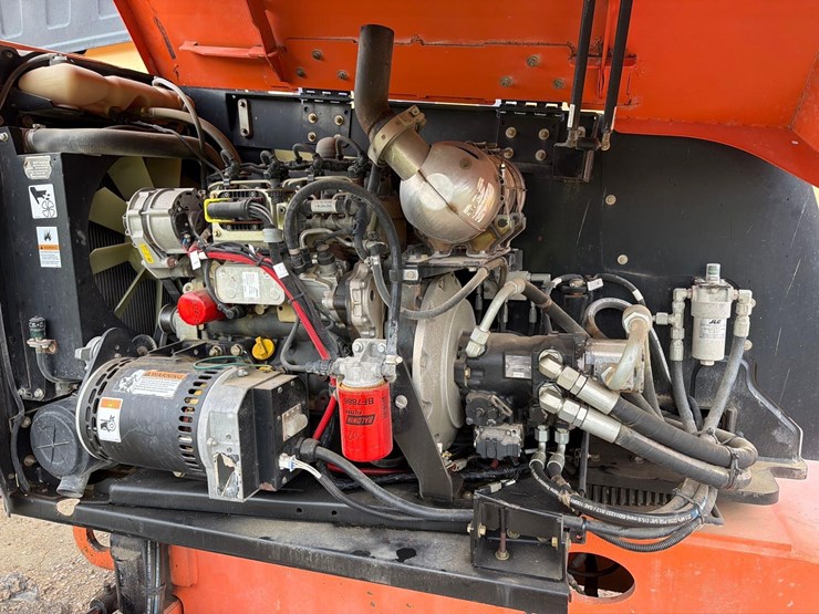 jlg-600s-image-13