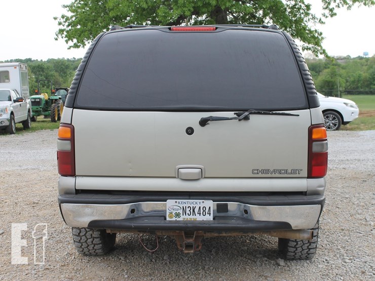 2003-chevrolet-tahoe-image-4