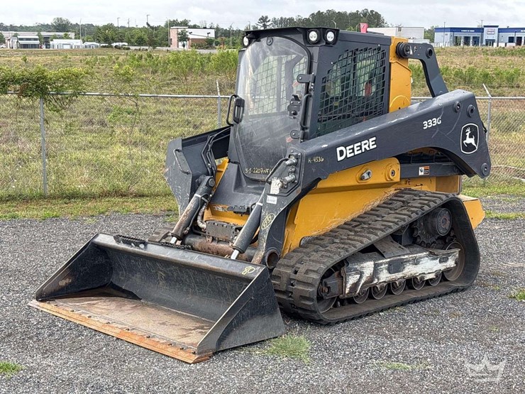2022-deere-333g-image-1