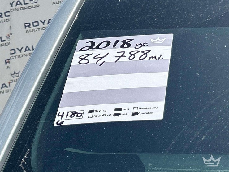 2018-chevrolet-silverado-1500-image-39