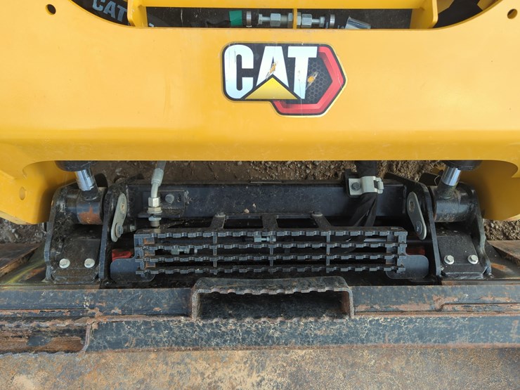 2021-caterpillar-289d3-image-10