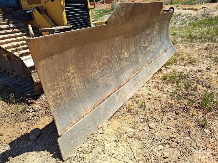 2019-caterpillar-d6n-lgp-image-35