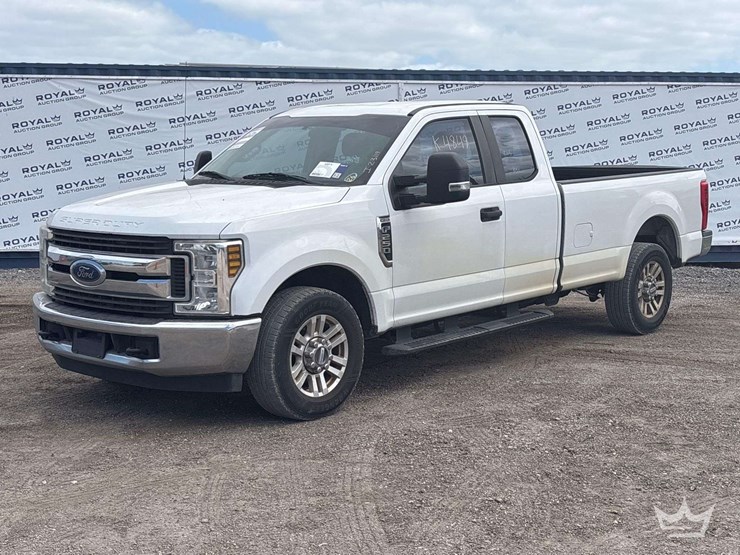 2018-ford-f250-image-1