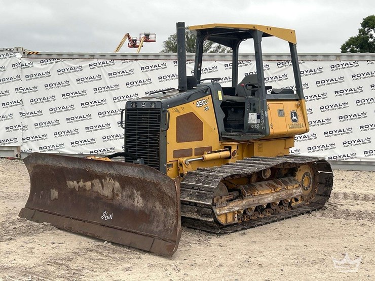 2014-deere-450j-image-1