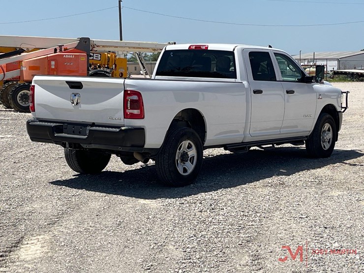 2020-dodge-ram-2500-image-3