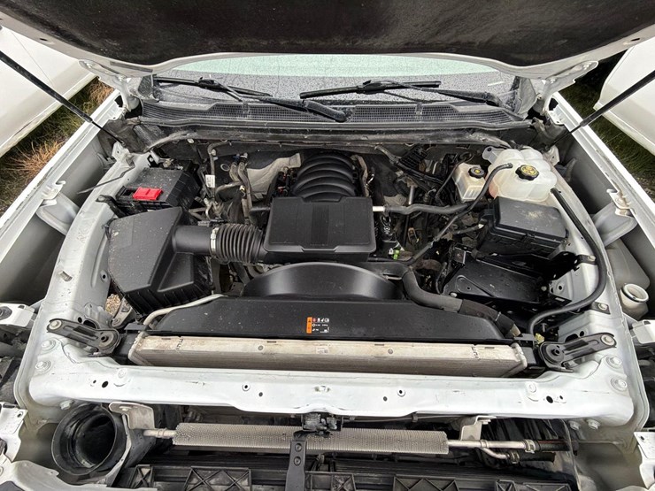 2022-chevrolet-3500-image-22