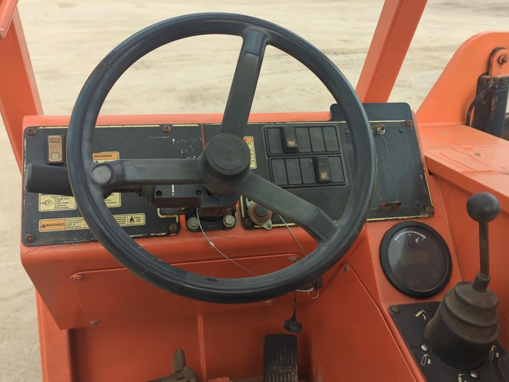 jlg-6036-image-12
