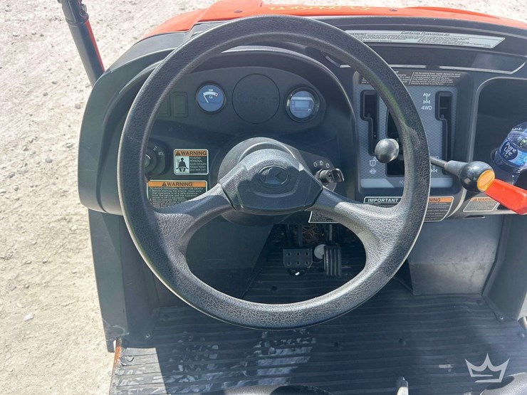 2025-kubota-rtv520-image-11