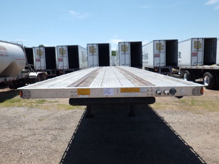 2011-utility-flatbed-image-2