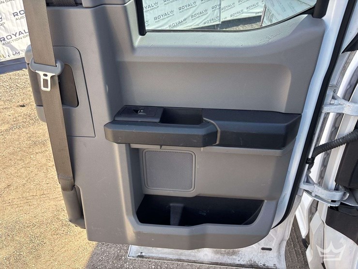 2017-ford-f150-image-22