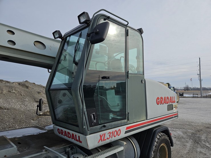 2002-gradall-xl3100-image-13