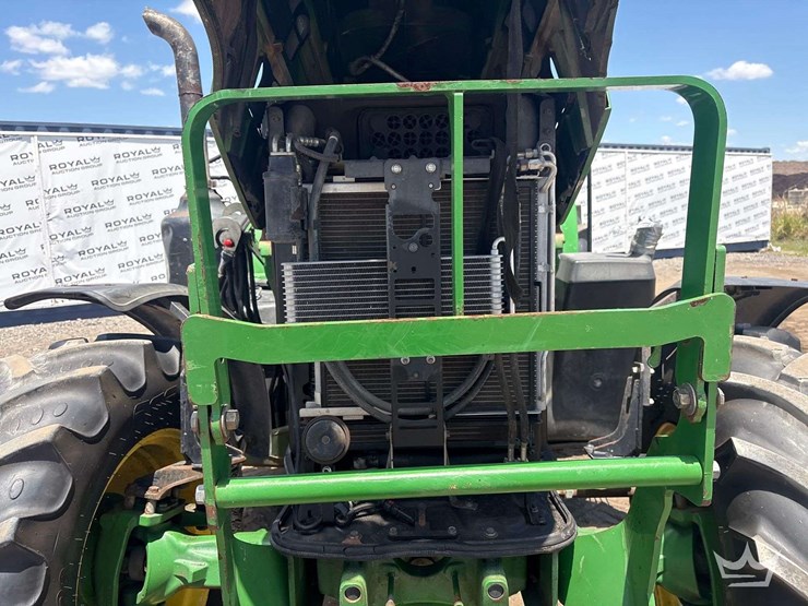 2017-john-deere-6145m-image-25