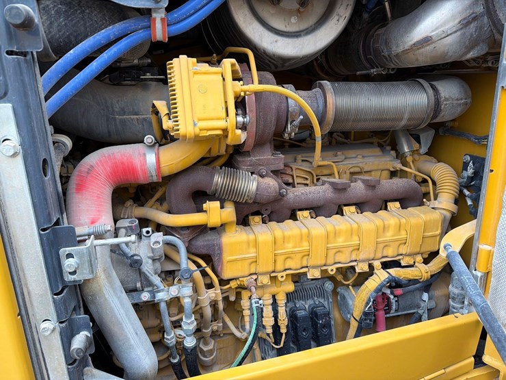 2023-deere-644p-image-7