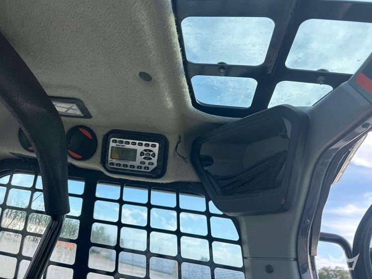 2021-bobcat-t66-image-13