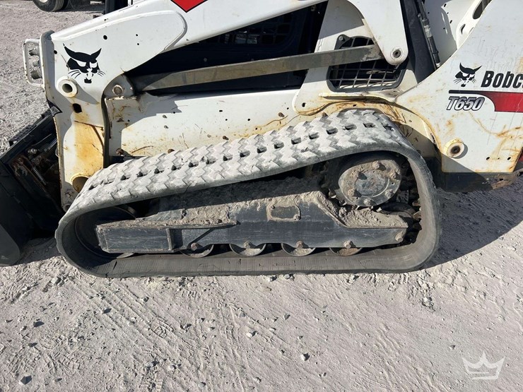 2017-bobcat-t650-image-15