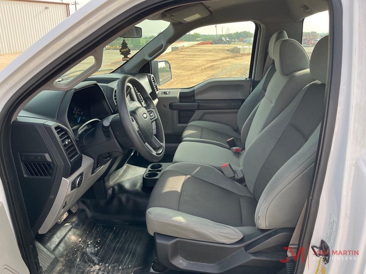 2017-ford-f150-xl-image-12