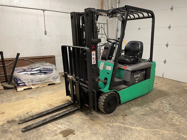 #301-•-mitsubishi-4,000lb-electric-3-wheeled-forklift-image-1