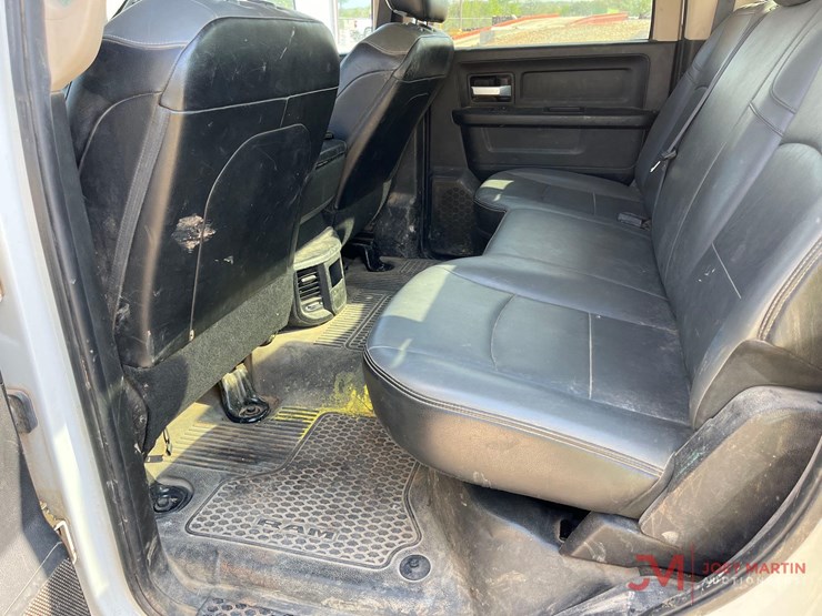 2019-ram-3500-hd-image-31