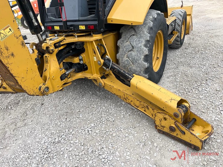 2020-caterpillar-416f2-image-15