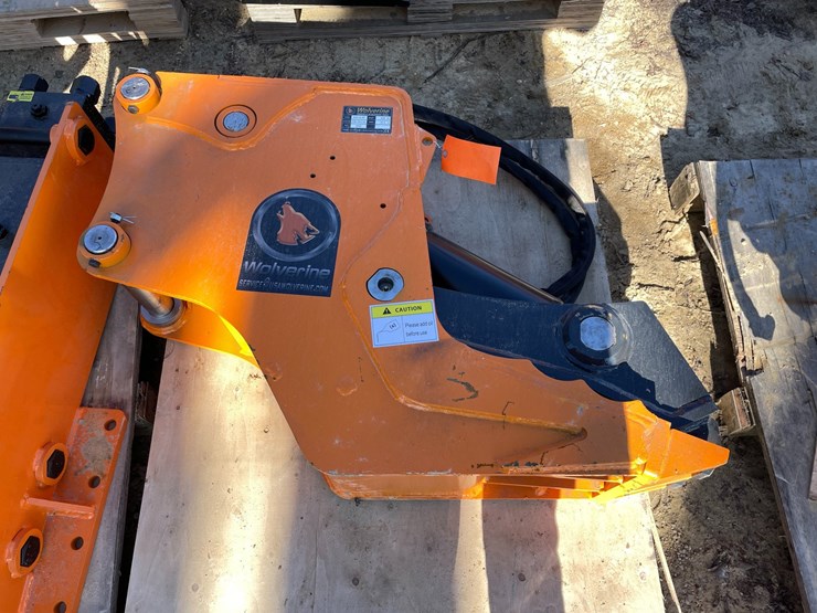 #2325-•-new-wolverine-excavator-hydraulic-clamp-image-1