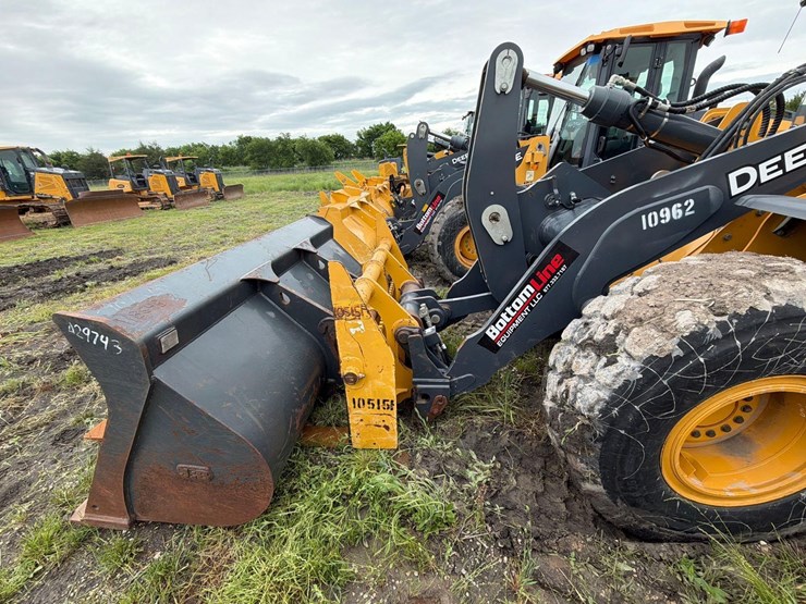 2023-deere-544p-image-7