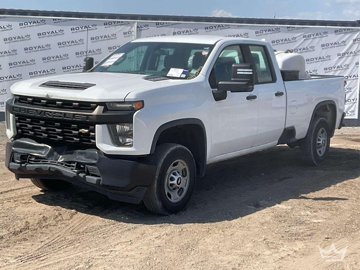 2020-chevrolet-silverado-2500-image-1