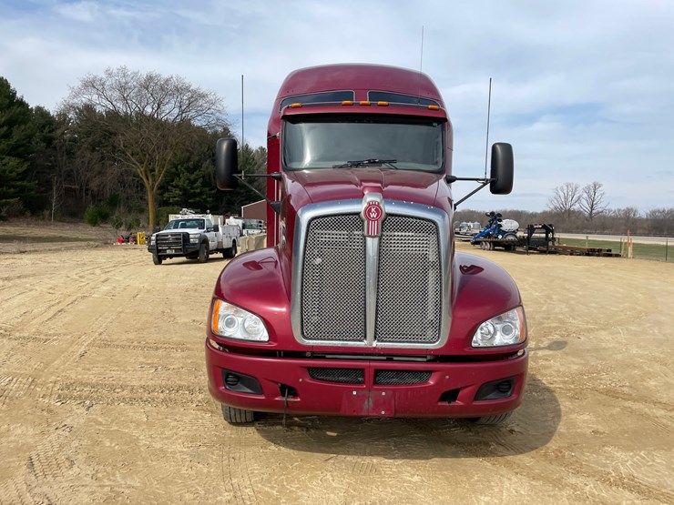 2008-kenworth-t660-image-2
