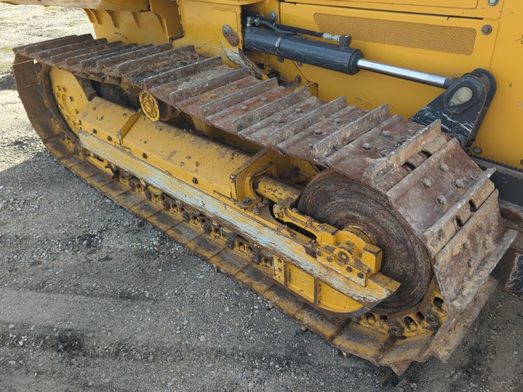 2022-deere-450-lt-image-10