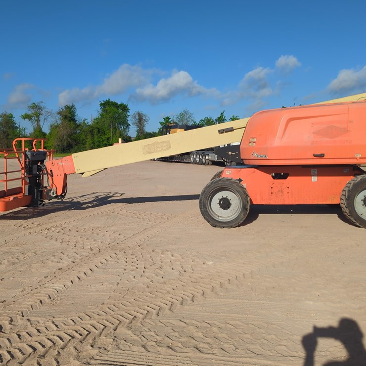 2018 JLG 600S