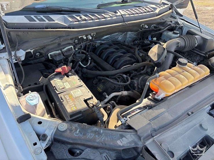 2015-ford-f150-image-8