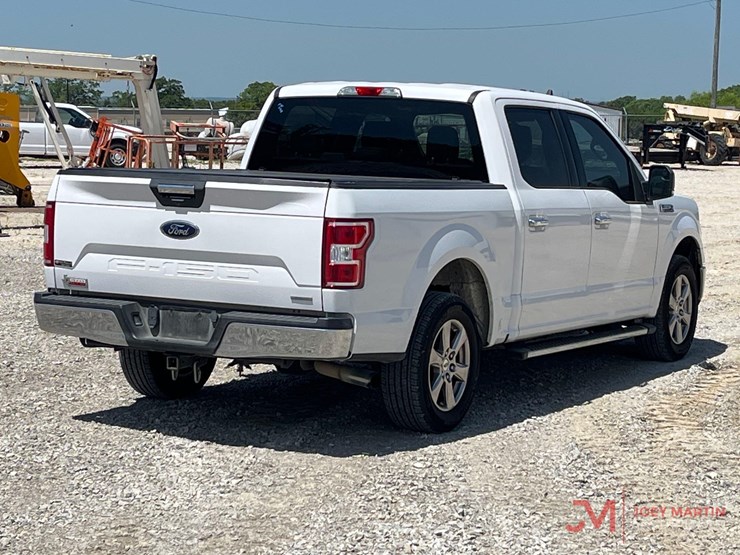2019-ford-f150-xlt-image-3