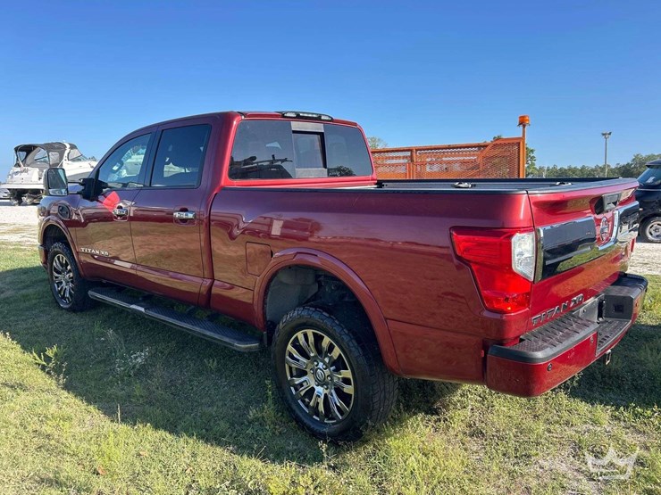 2016-nissan-titan-image-4