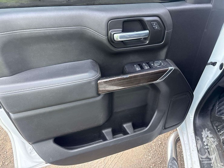 2020-chevrolet-silverado-1500-image-20