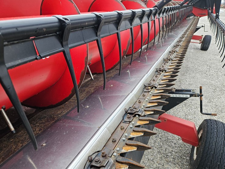 2013-case-ih-3020-image-13