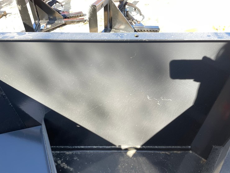 #2333-•-new-wolverine-skid-steer-concrete-chuter-attachment-image-7
