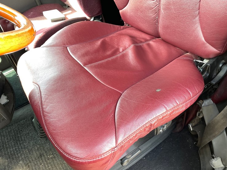 2008-kenworth-t660-image-55