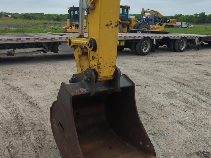 2023-kobelco-sk140sr-lc-7-image-6