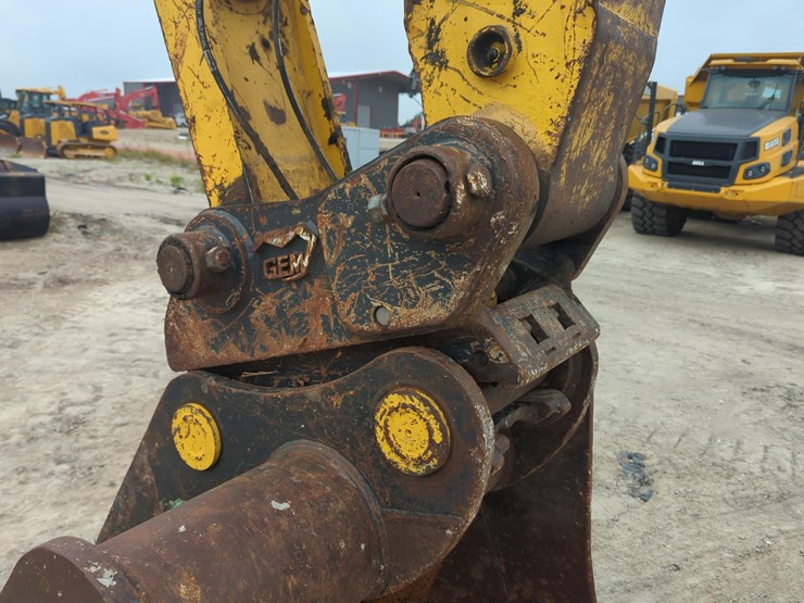 2022-komatsu-pc360-lc-11-image-7