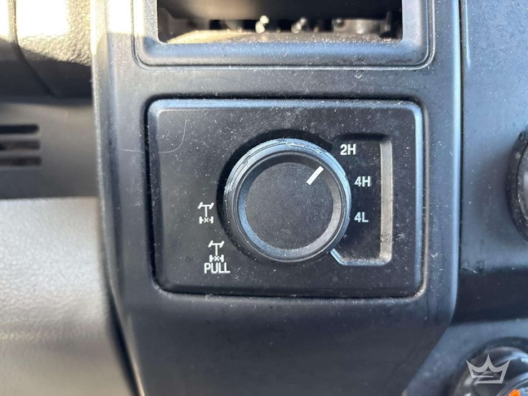 2015-ford-f150-image-16