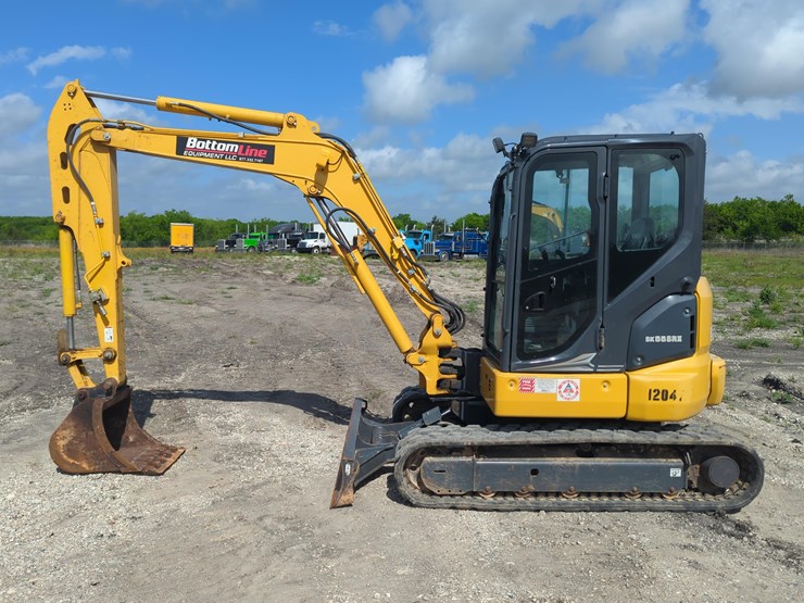 2024-kobelco-sk55srx-image-1