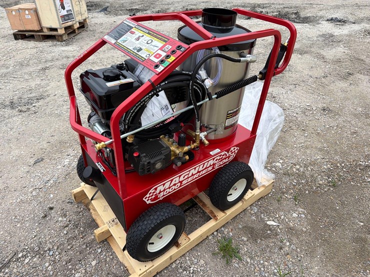 new-easy-kleen-magnum-gold-pressure-washer-image-2
