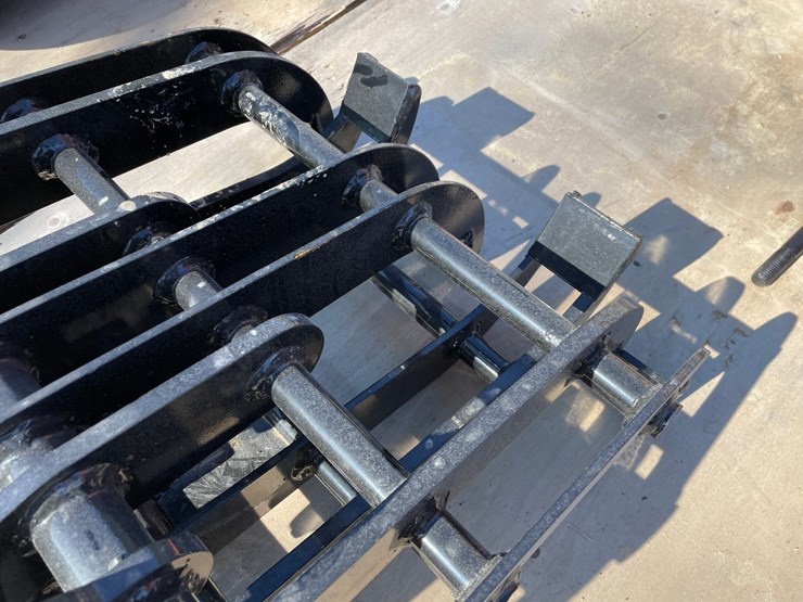 #2309-•-new-mini-grabber-attachment-image-3