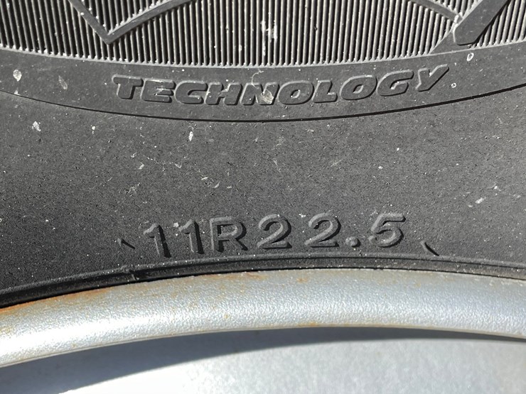 2003-freightliner-fl70-image-168