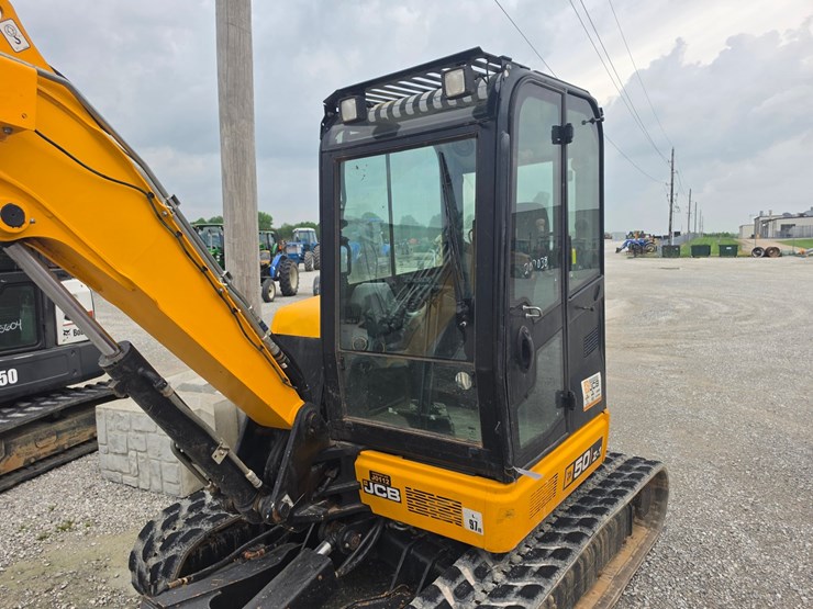 2022-jcb-50z-1-image-6
