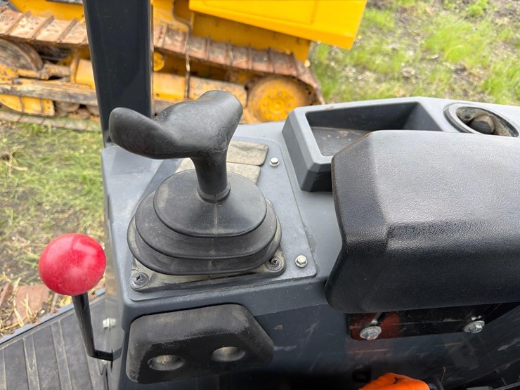 2022-deere-450-lt-image-21
