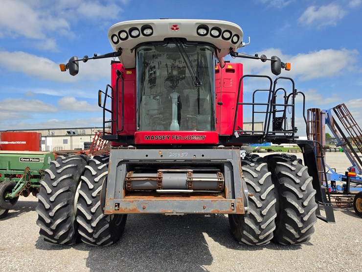 2013-massey-ferguson-9560-image-2