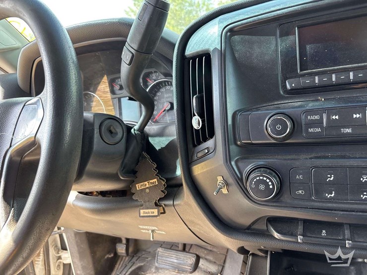 2015-gmc-sierra-2500hd-image-18